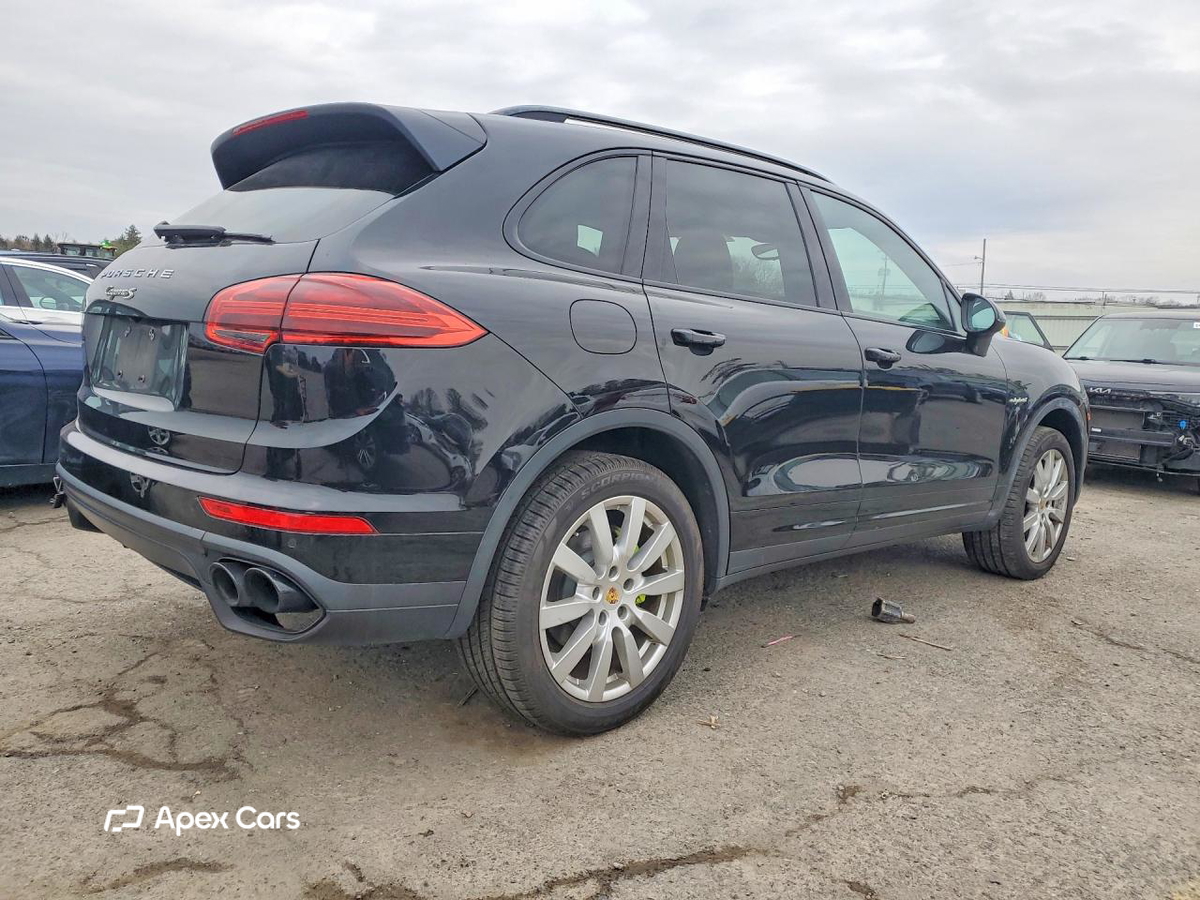 Porsche Cayenne 2016