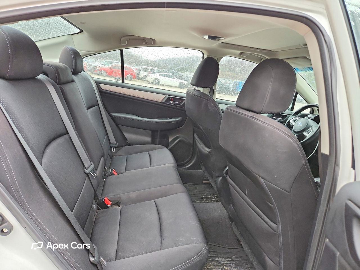 Subaru Legacy 2017
