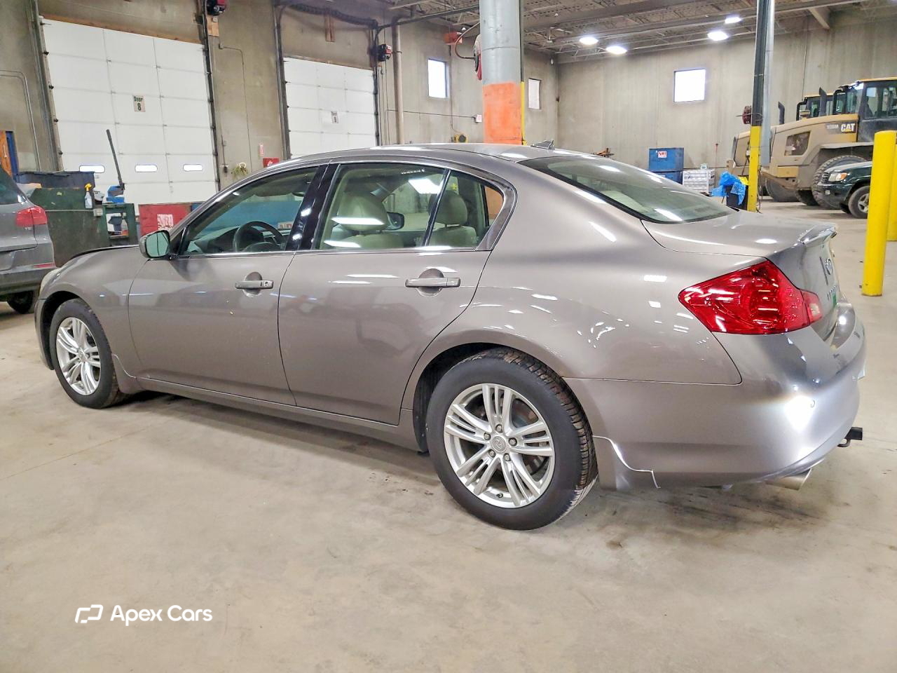 Infiniti G 2010