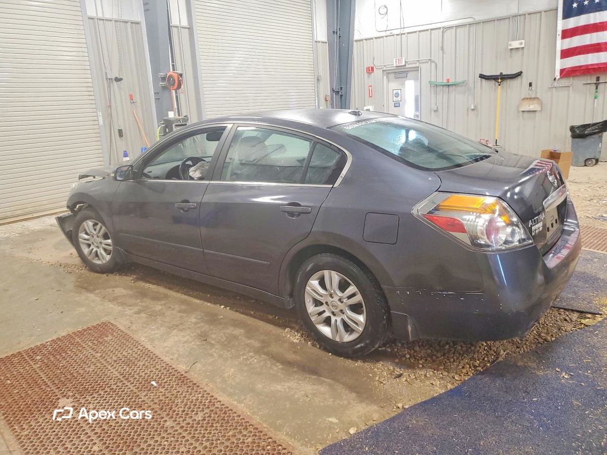 Nissan Altima 2012