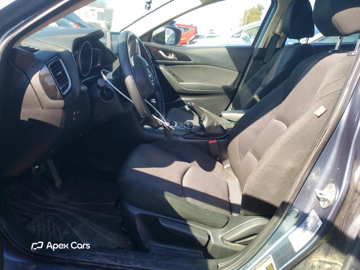 Mazda 3 2015