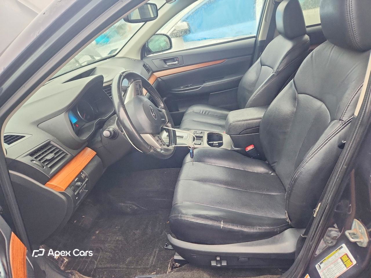 Subaru Outback 2013