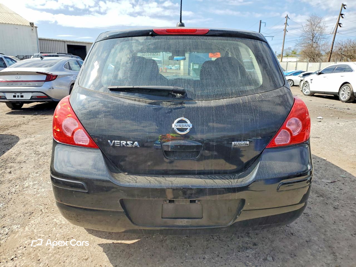 Nissan Versa 2012