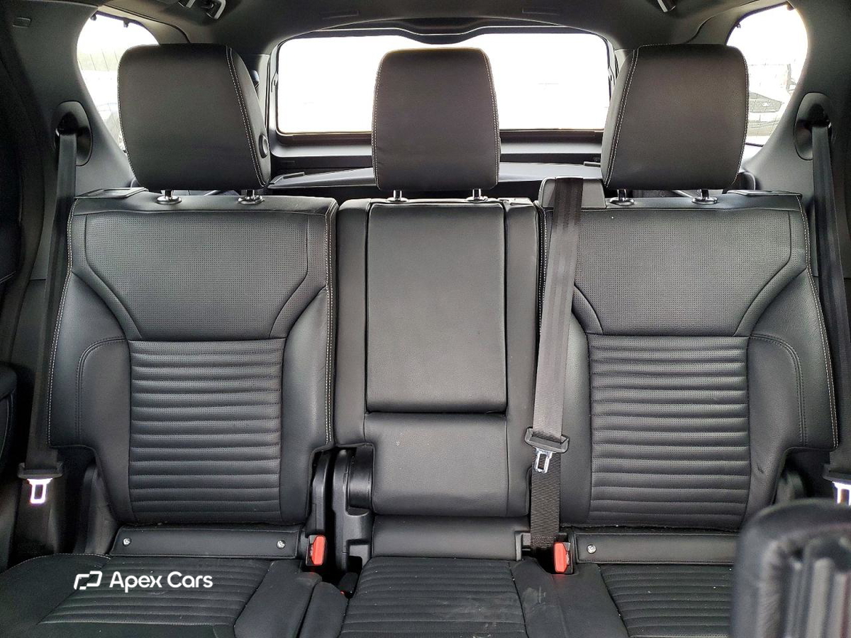 Land Rover Discovery 2022