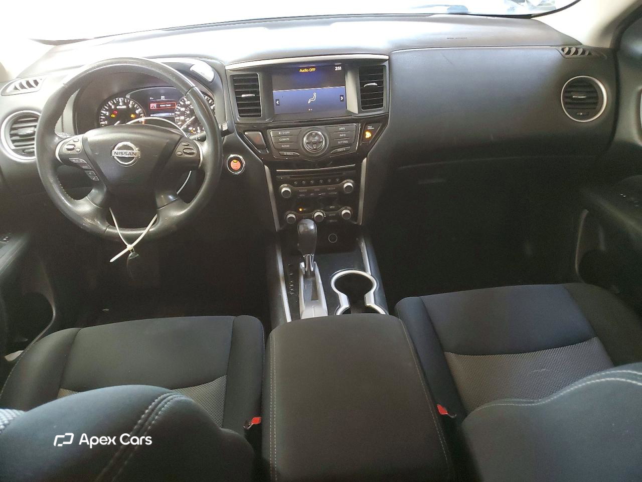 Nissan Pathfinder 2017