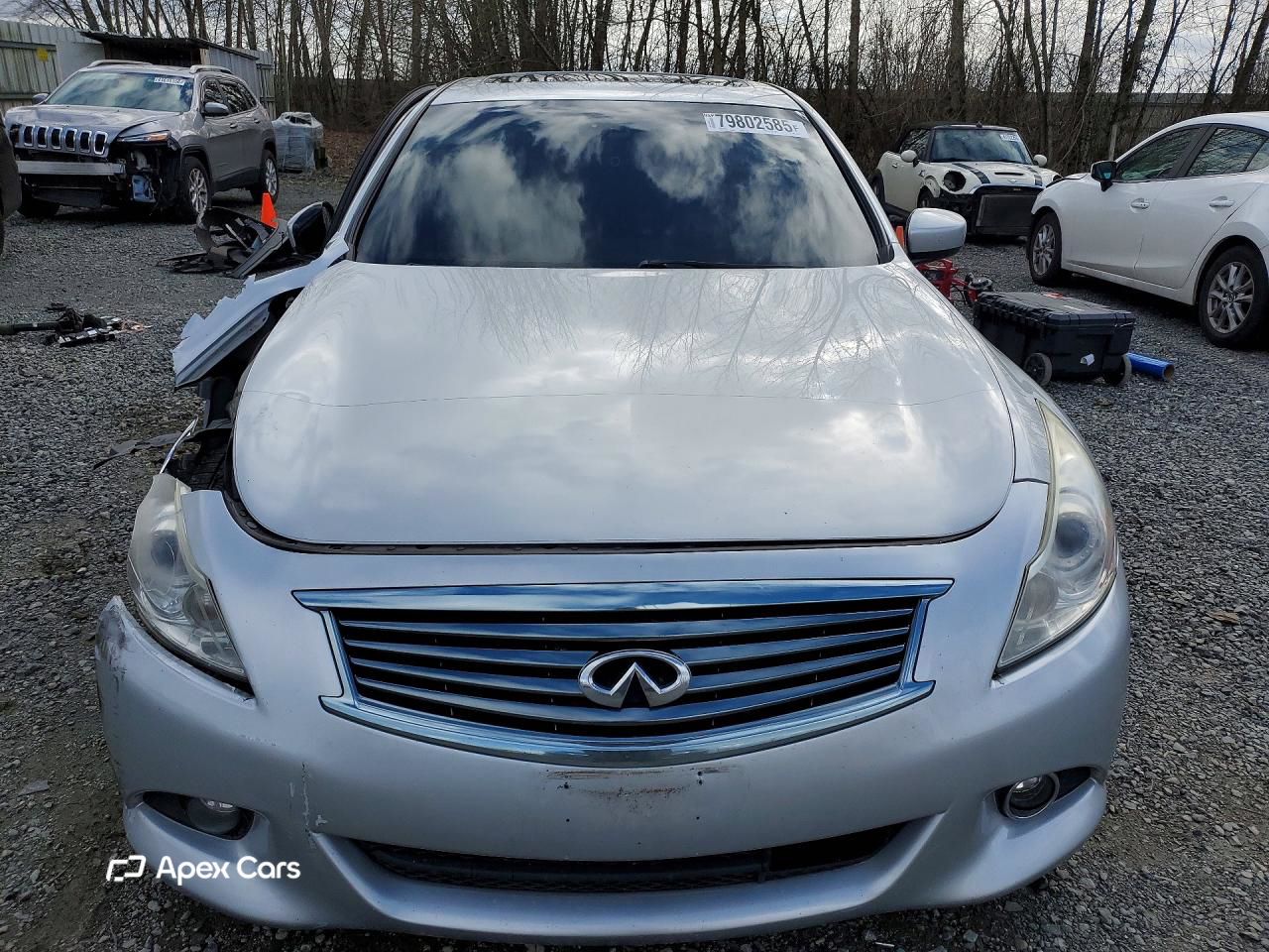 Infiniti G 2011