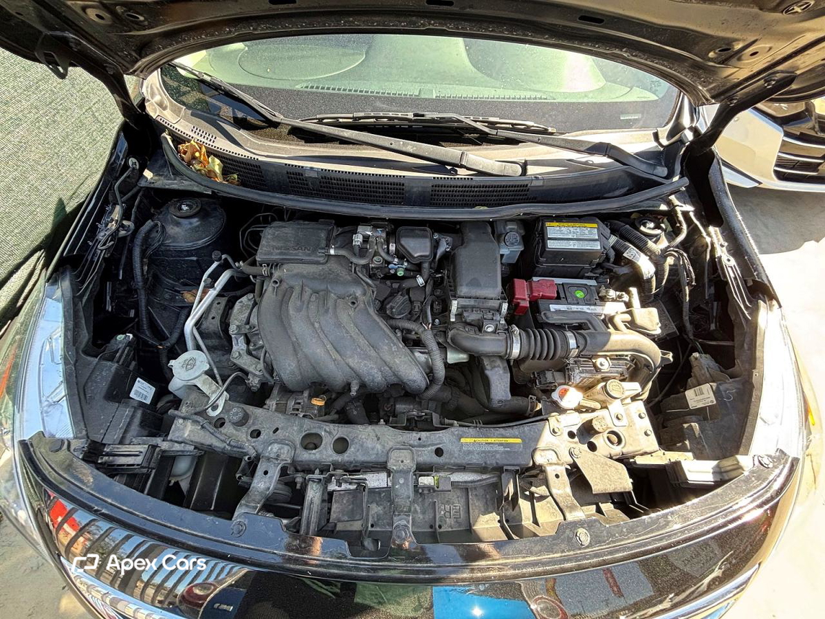 Nissan Versa 2015
