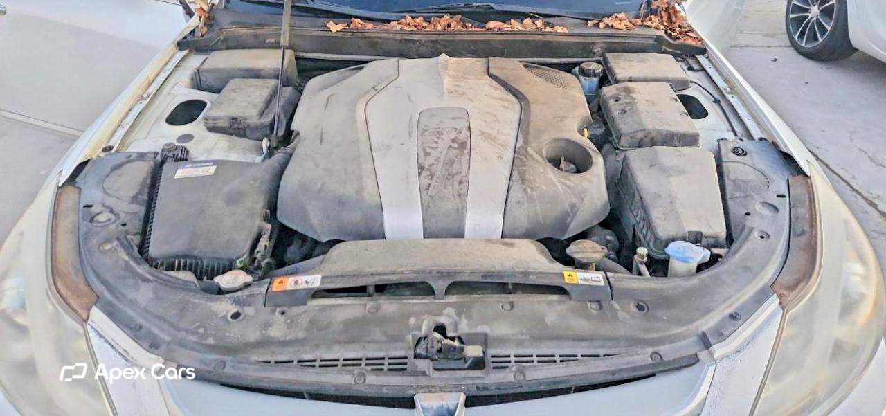 Hyundai Genesis 2013