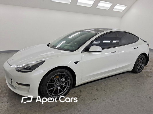 Tesla Model 3 2021 - Image 1 of 12