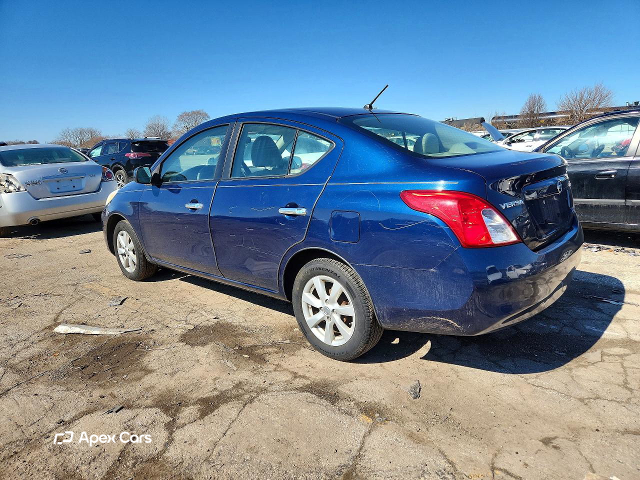 Nissan Versa 2012
