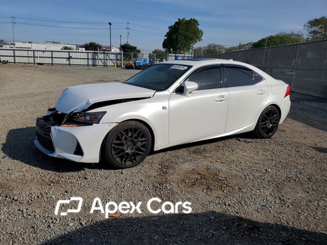 Lexus IS 2017 - Zdjęcie 1 z 13