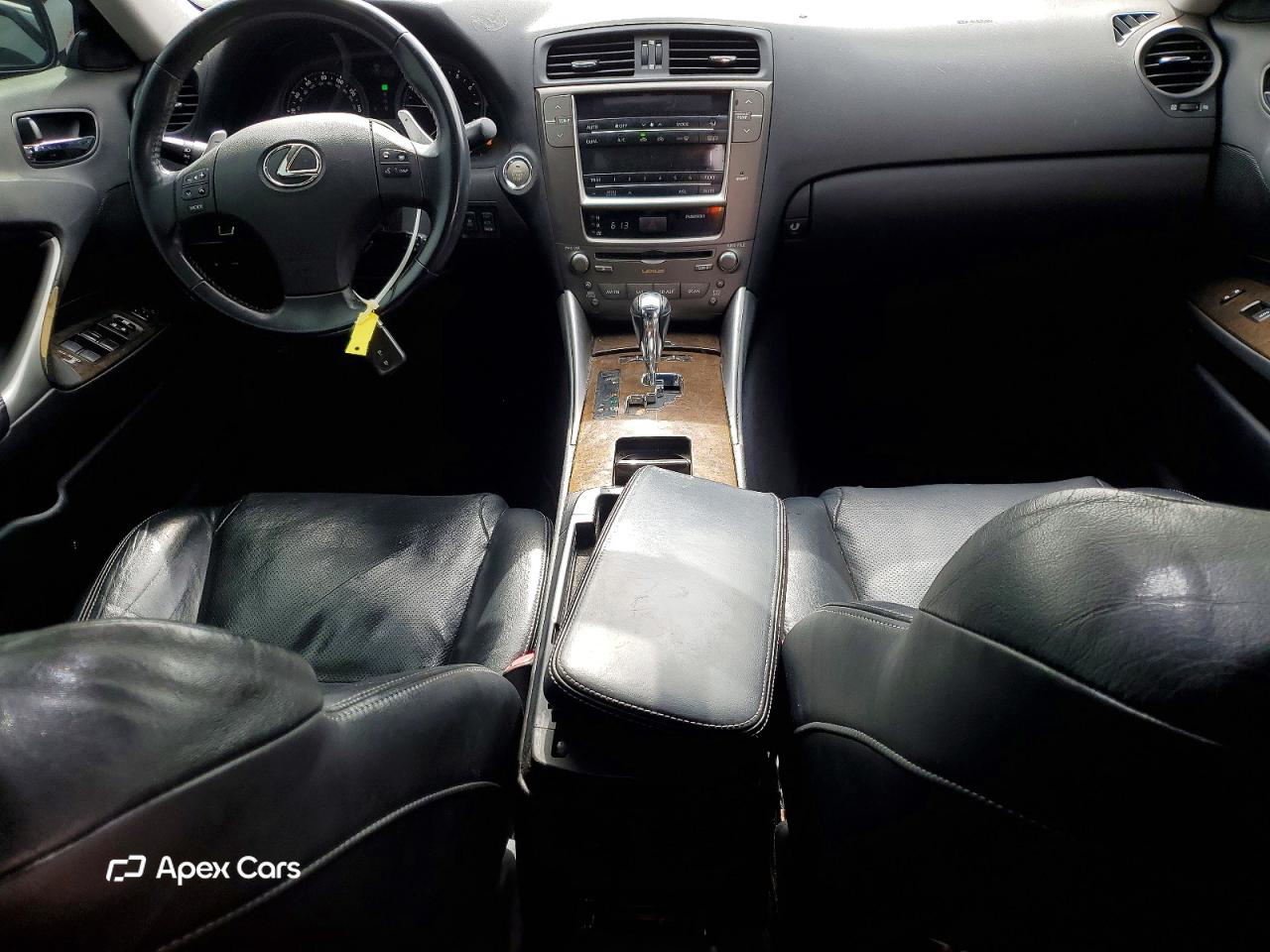 Lexus IS 2010