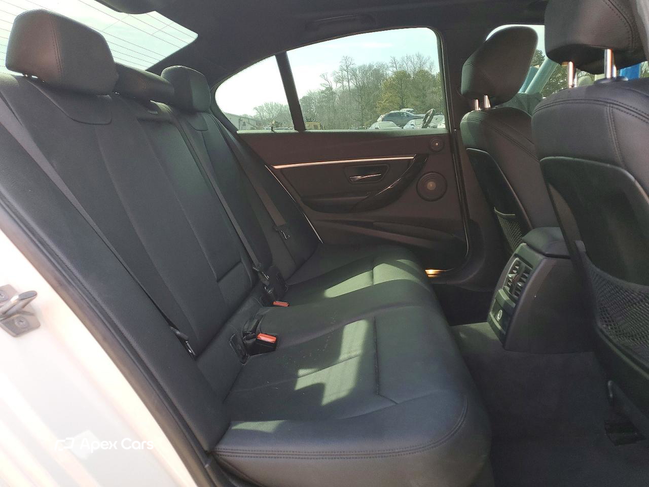 BMW Series 3 2016