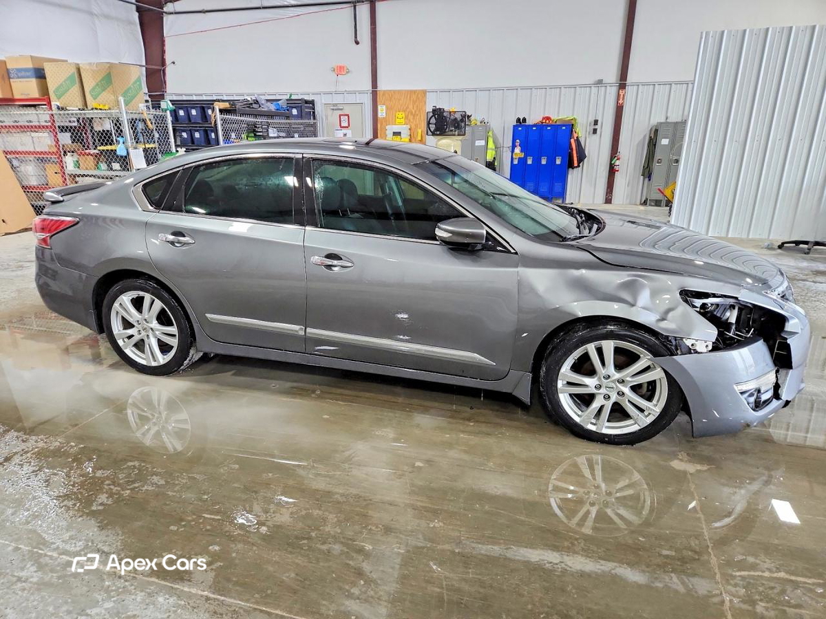 Nissan Altima 2015