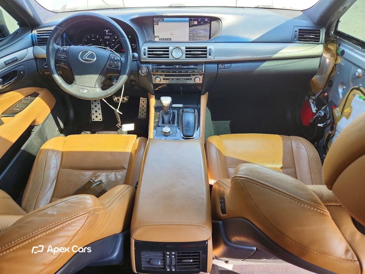 Lexus LS 2015