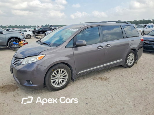 Toyota Sienna 2016 - Image 1 of 14