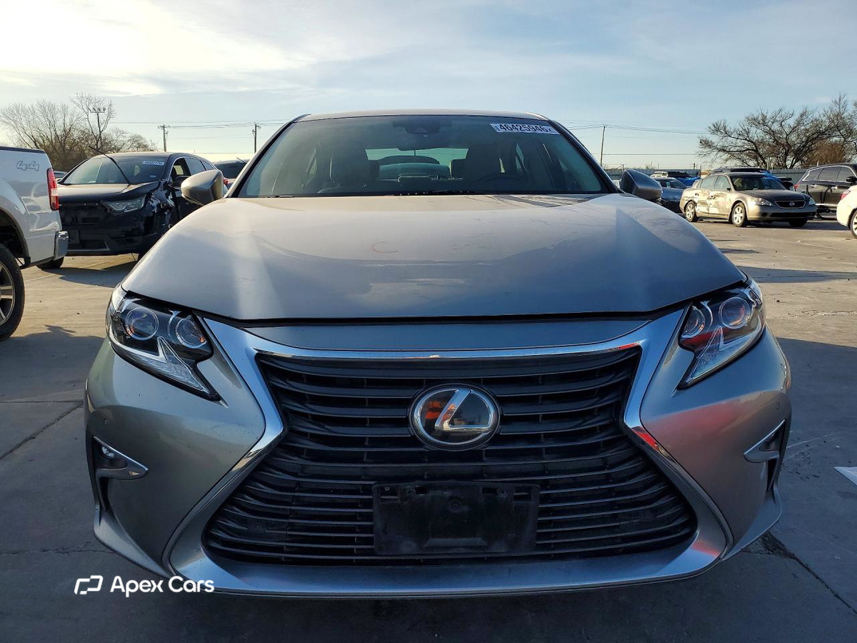 Lexus ES 2017
