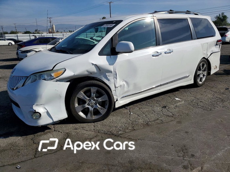 Toyota Sienna 2014 - Image 1 of 14