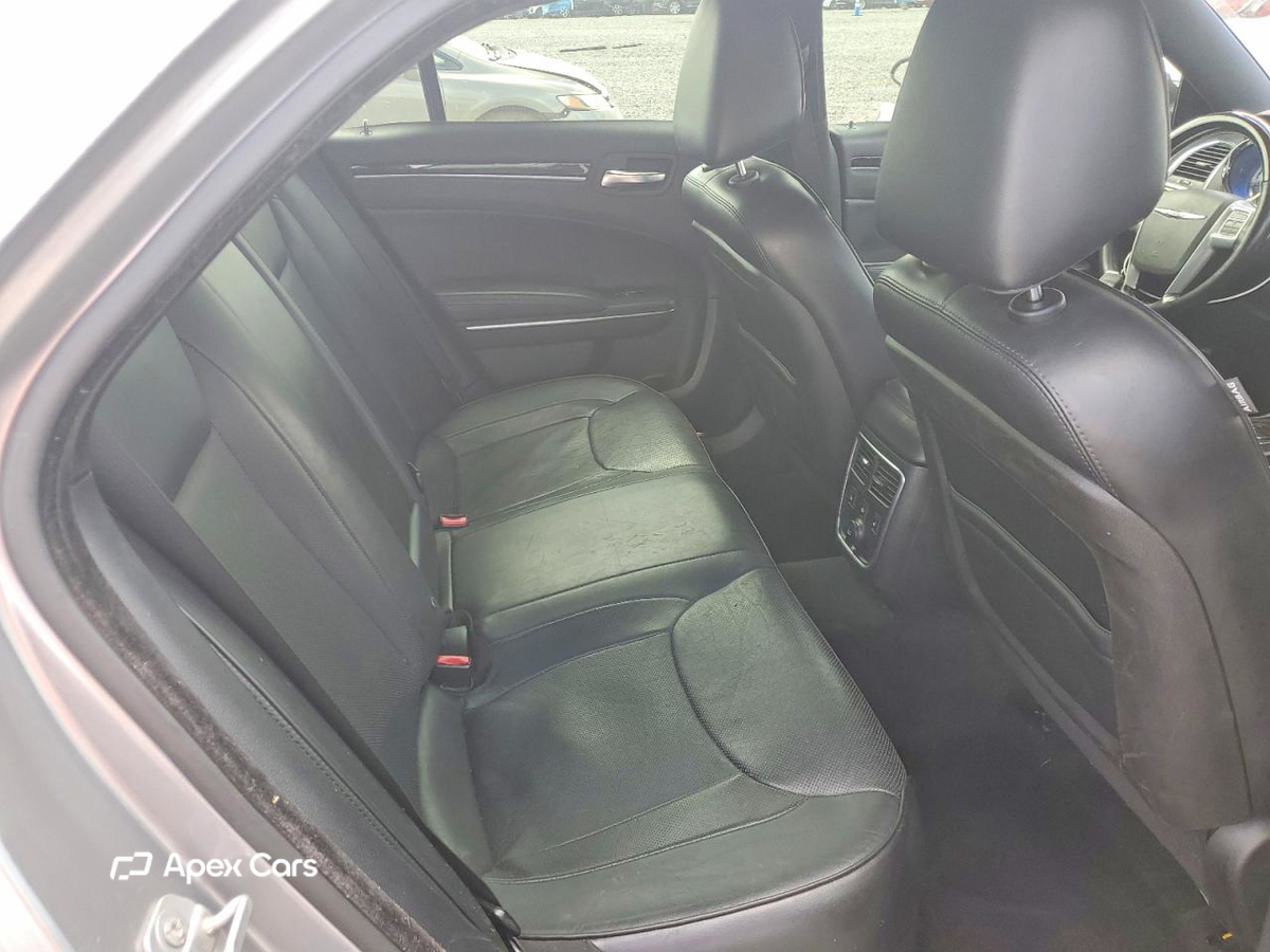 Chrysler 300 2014