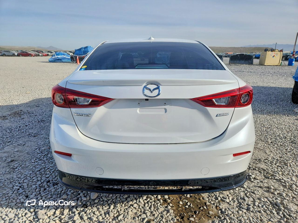 Mazda 3 2018