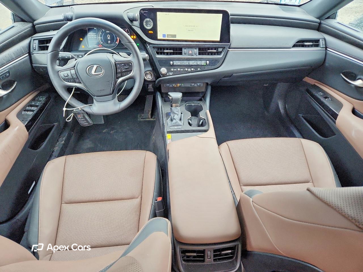 Lexus ES 2023