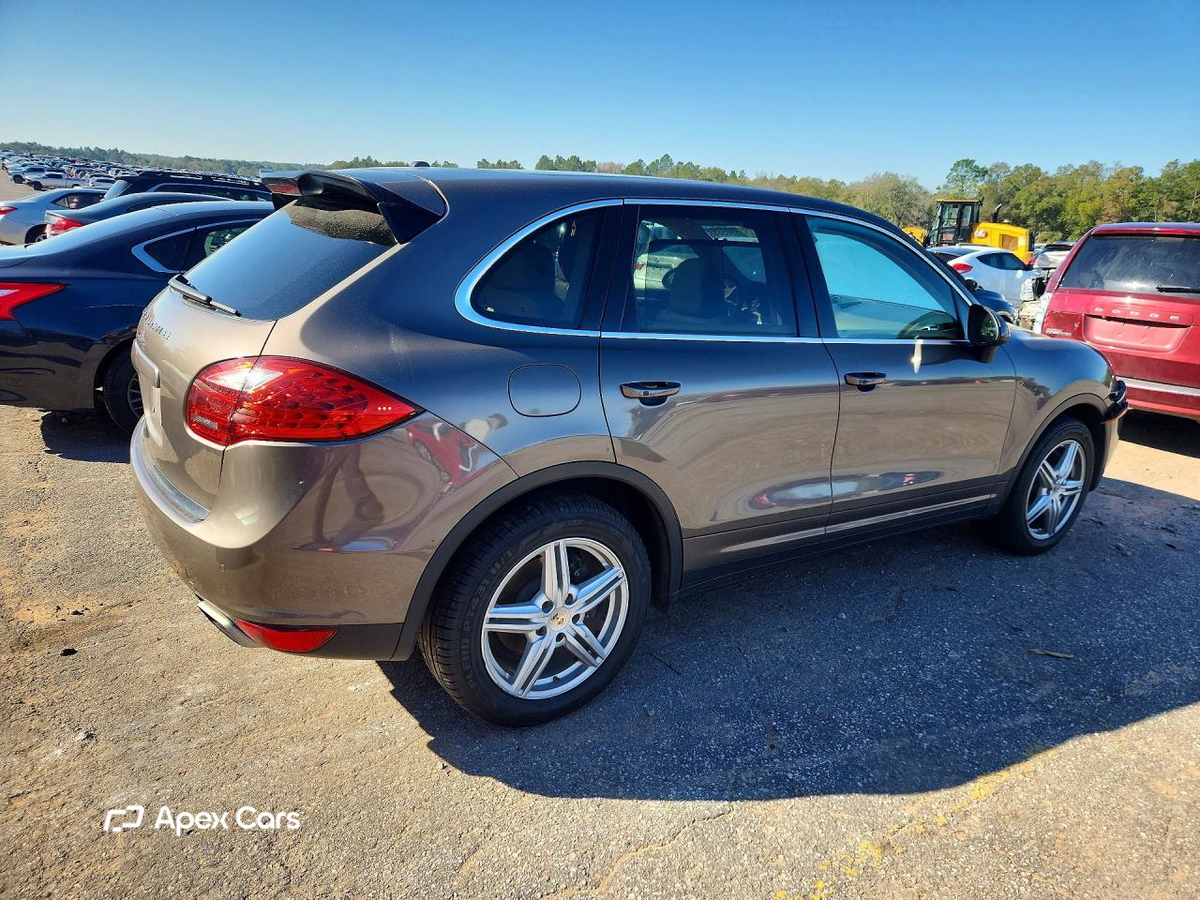 Porsche Cayenne 2012