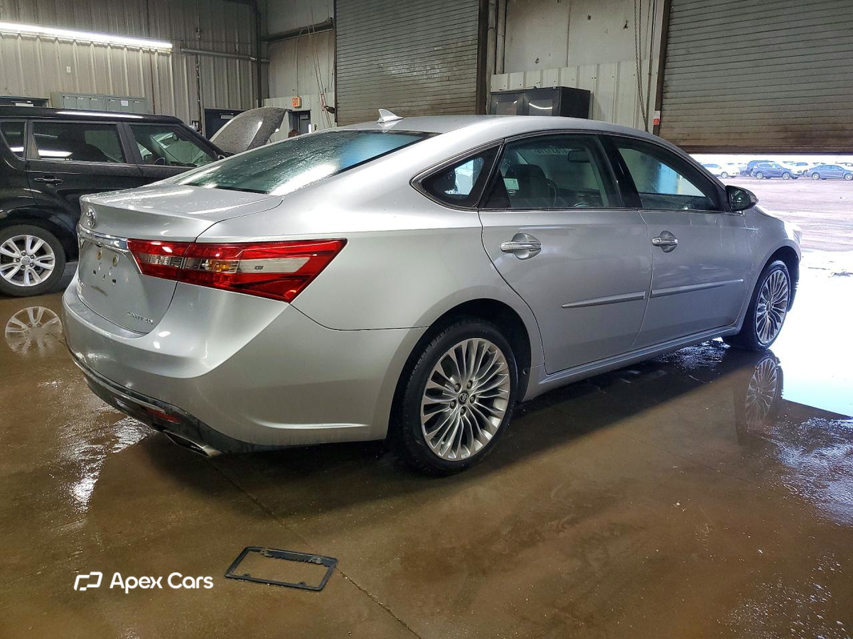 Toyota Avalon 2016