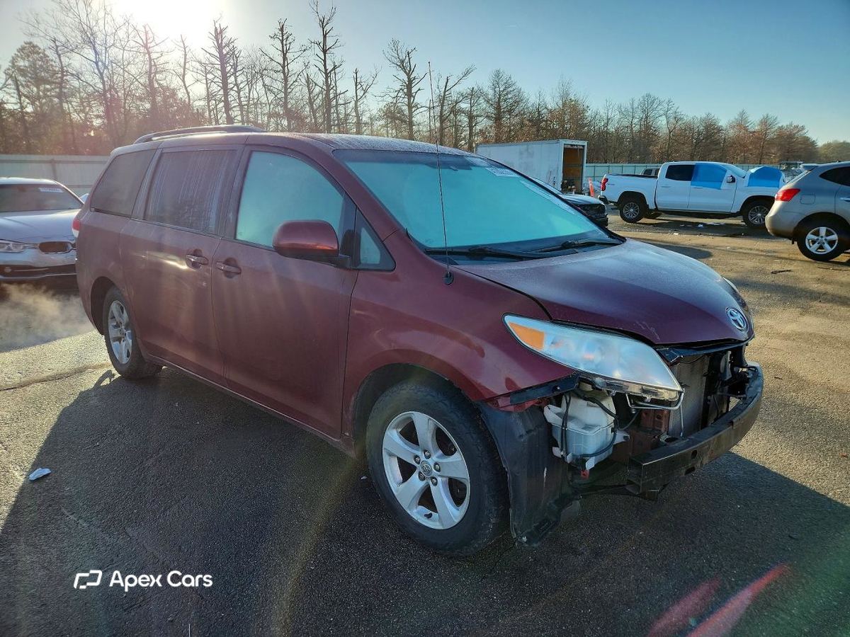 Toyota Sienna 2014