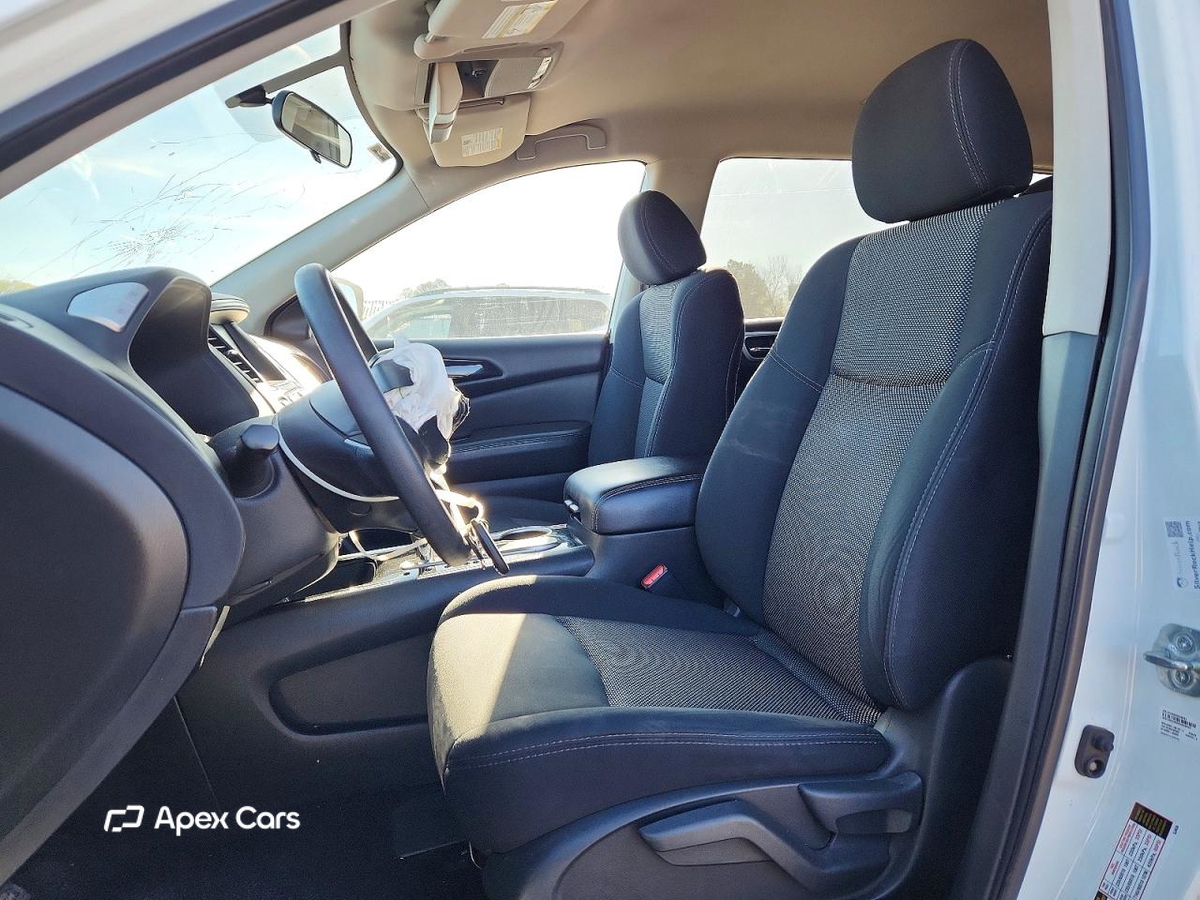Nissan Pathfinder 2018