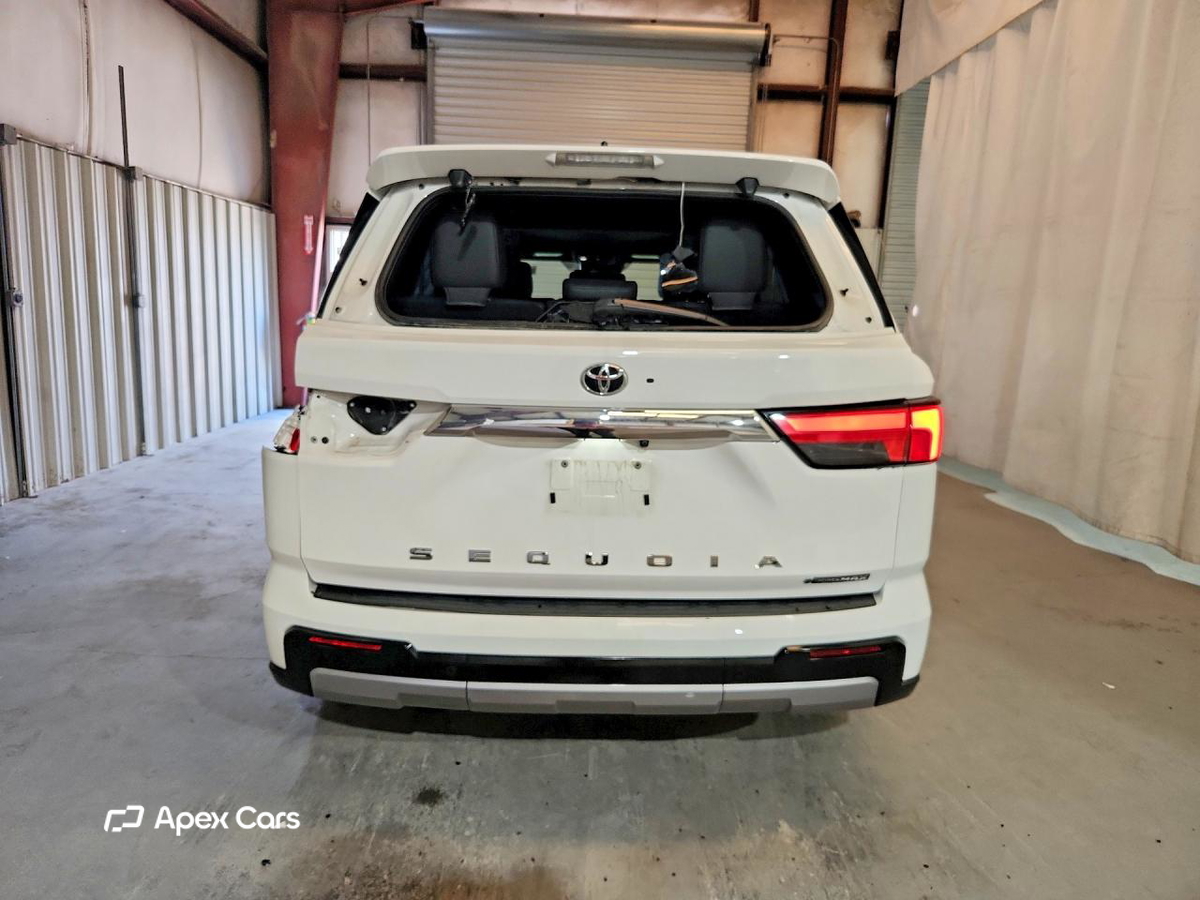 Toyota Sequoia 2026