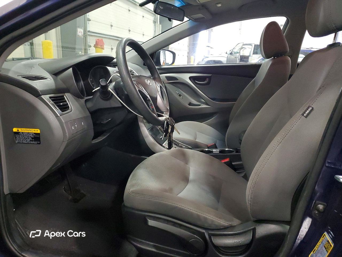 Hyundai Elantra 2013