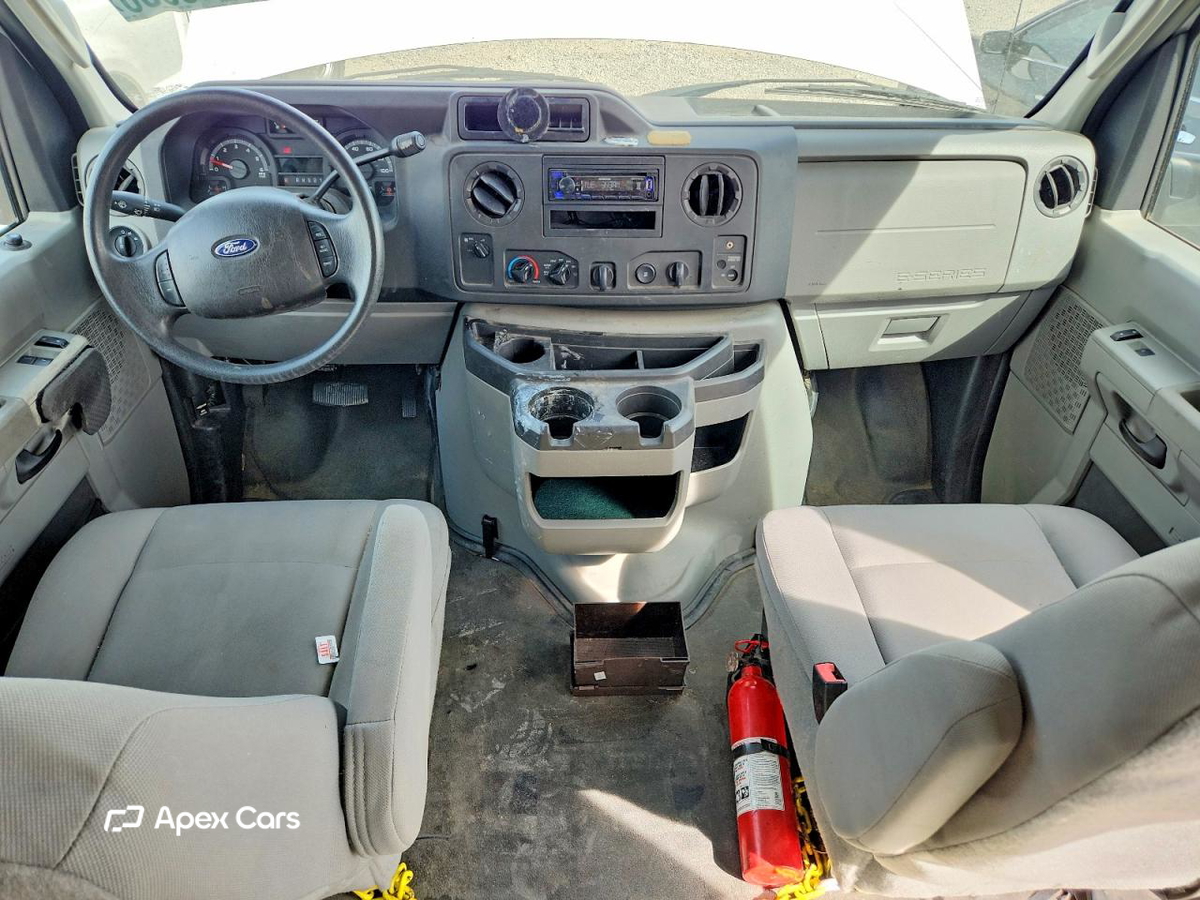 Ford Econoline 2013