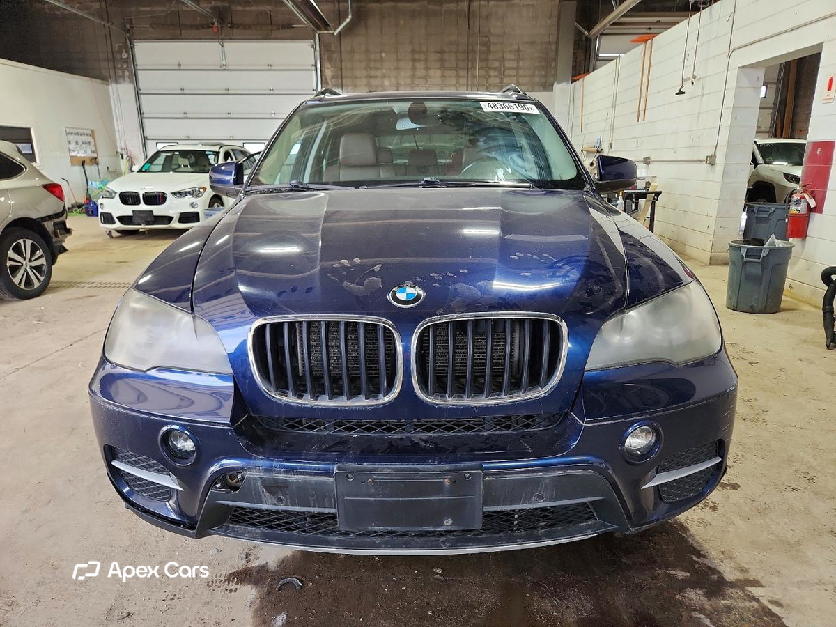 BMW X5 2011