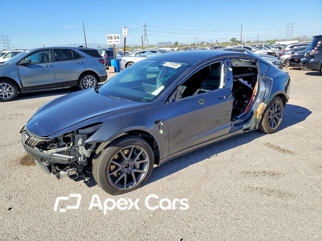 Tesla Model 3 2022 - Zdjęcie 1 z 14