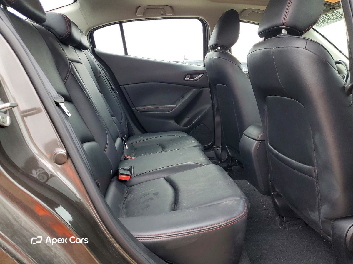 Mazda 3 2016