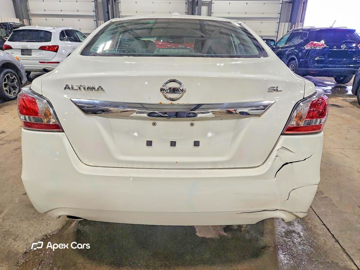 Nissan Altima 2015