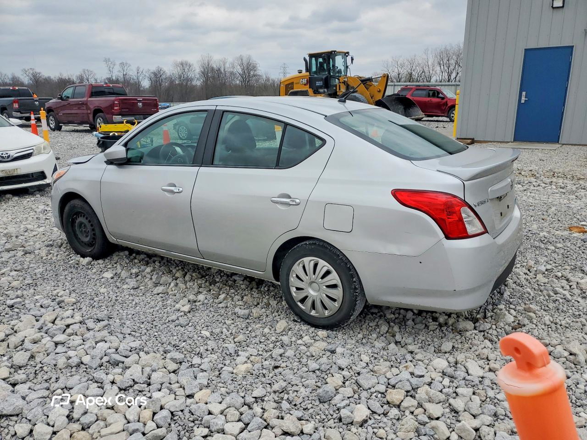 Nissan Versa 2016