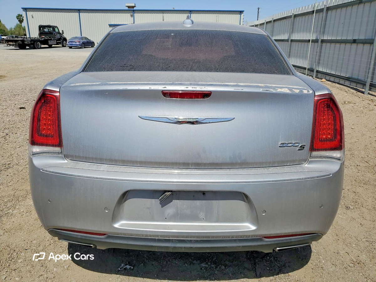 Chrysler 300 2018