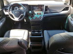 Toyota Sienna 2015
