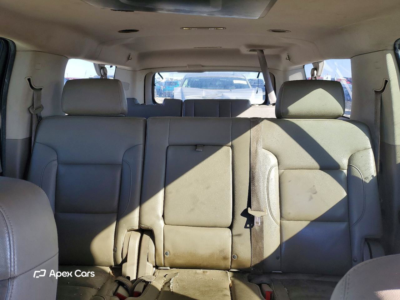 Chevrolet Suburban 2015