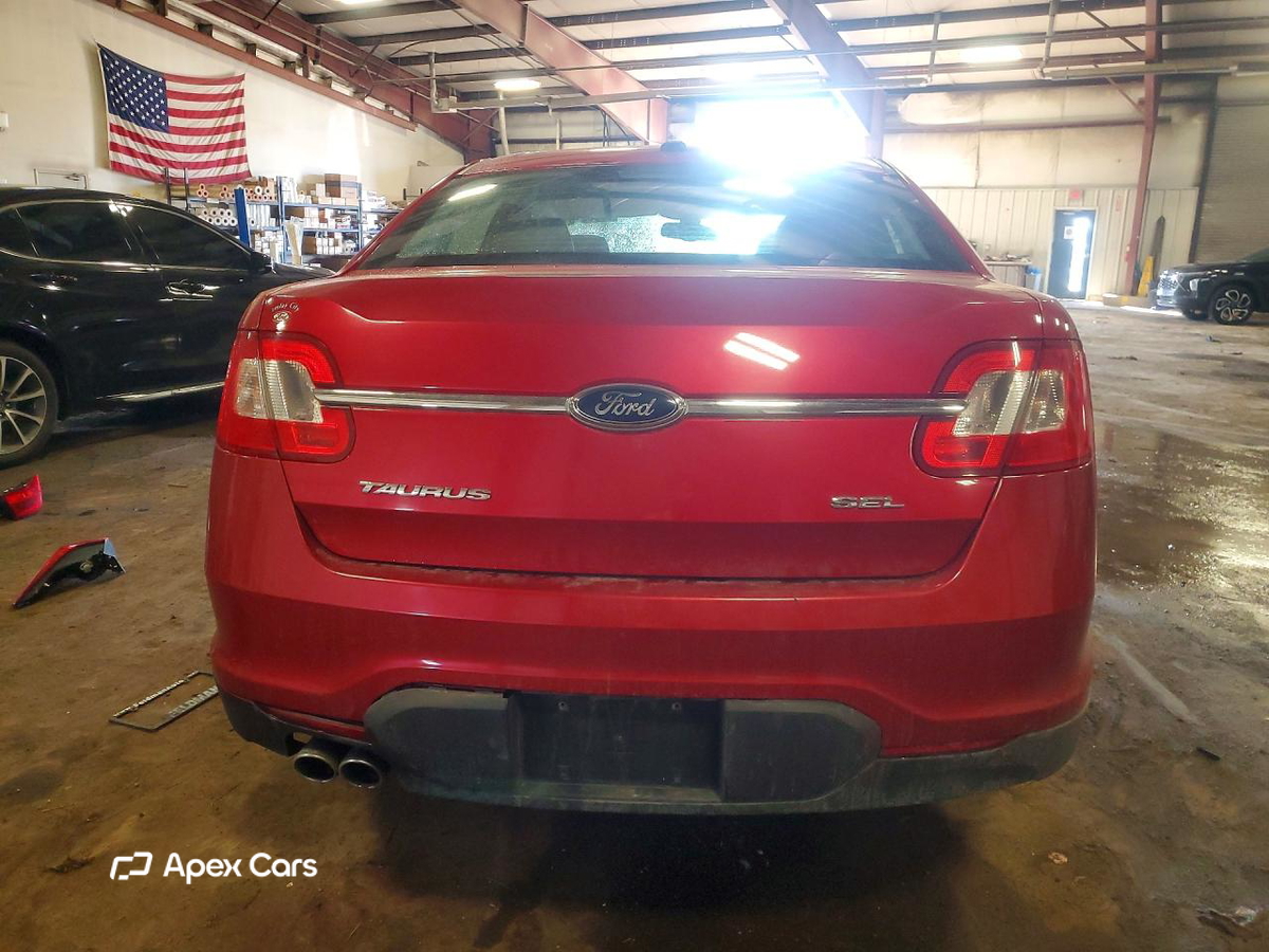 Ford Taurus 2010