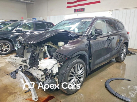 Toyota Highlander 2021 - Image 1 of 14