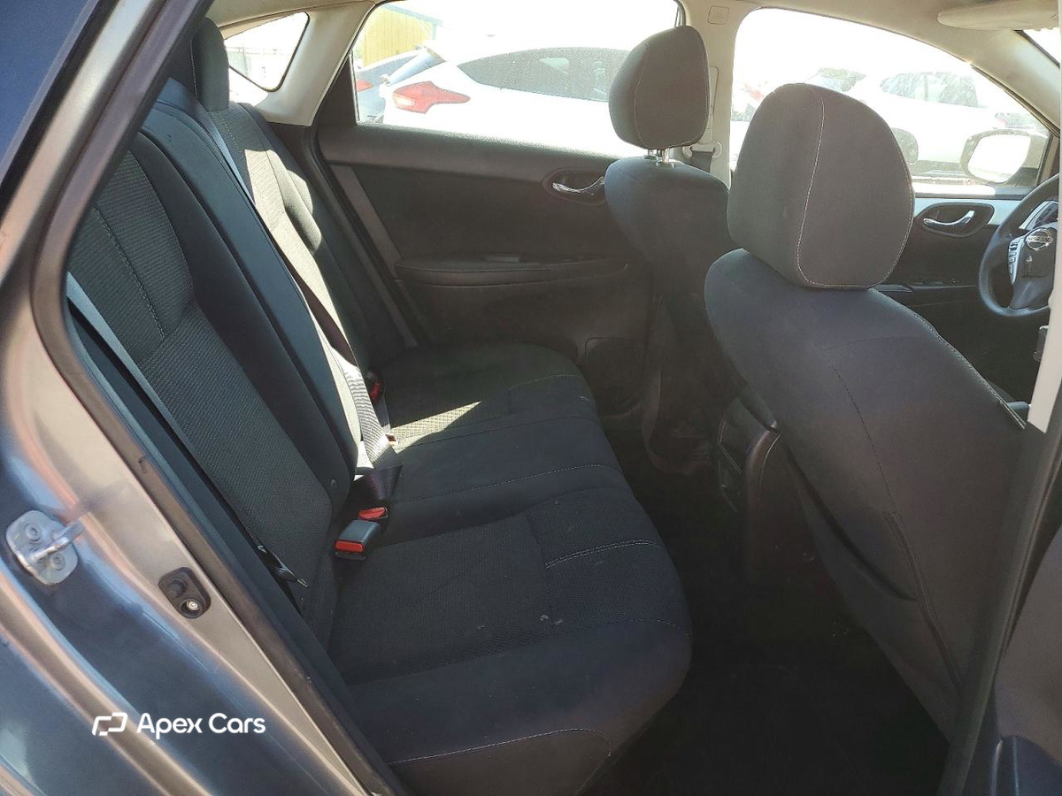 Nissan Sentra 2016