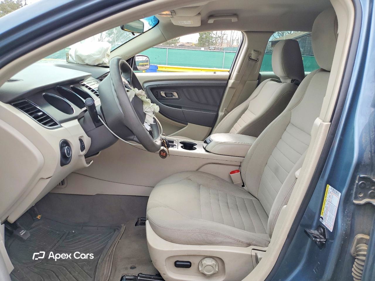 Ford Taurus 2010