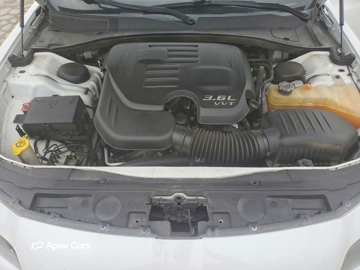 Chrysler 300 2016
