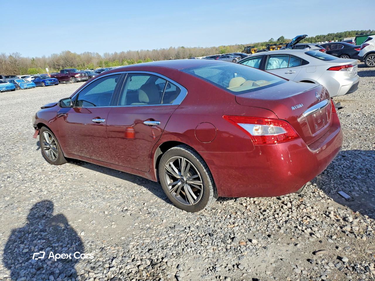 Nissan Maxima 2011
