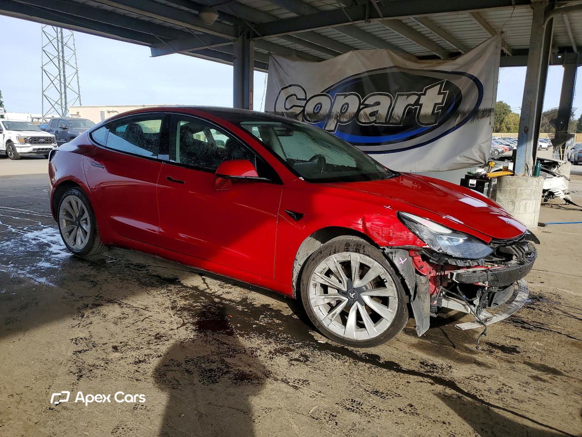 Tesla Model 3 2022