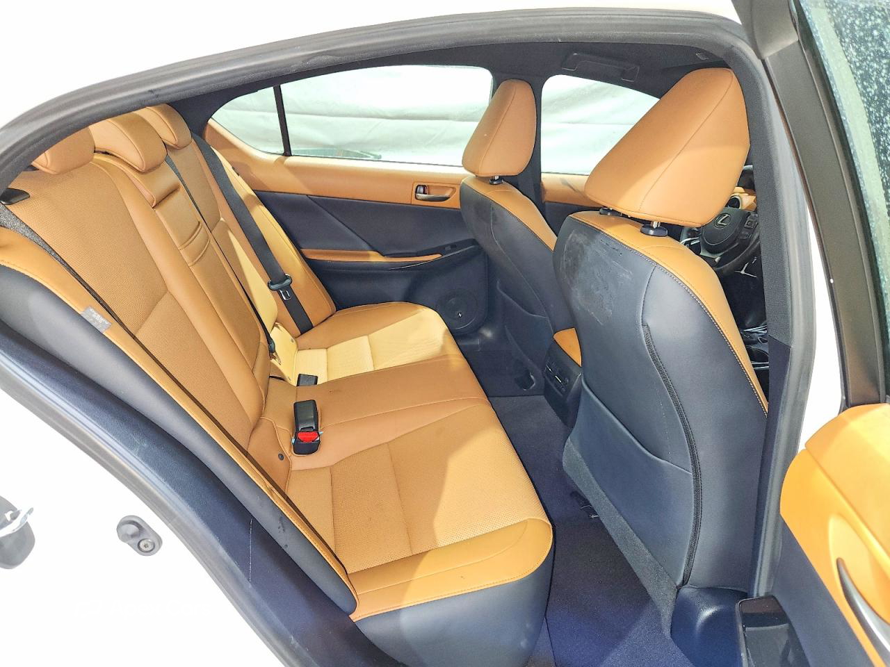 Lexus IS 2021