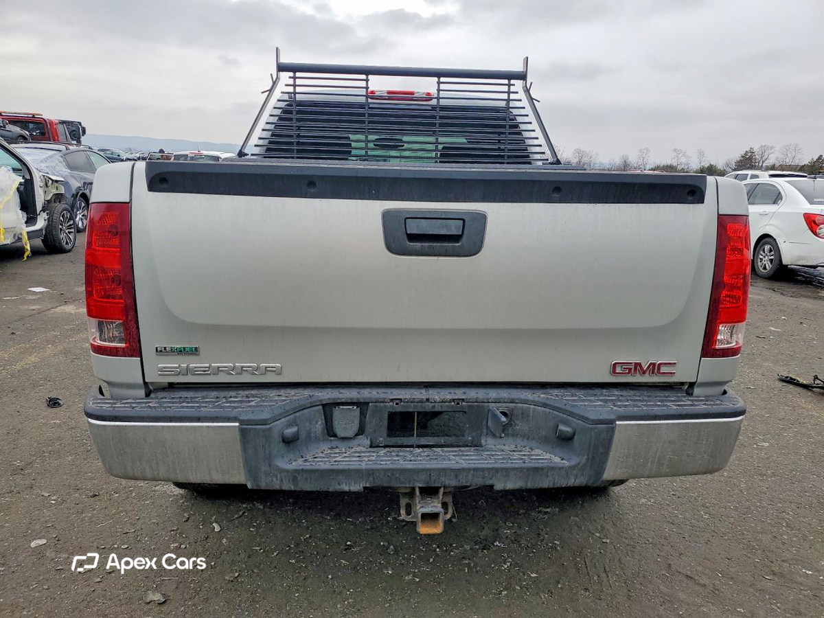 GMC Sierra 2011