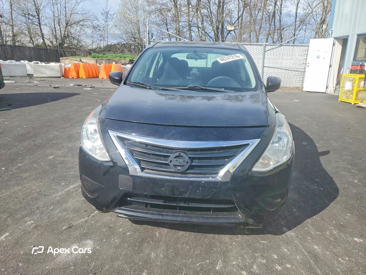 Nissan Versa 2017